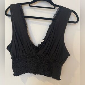 Black V-neck Crop Top - XL